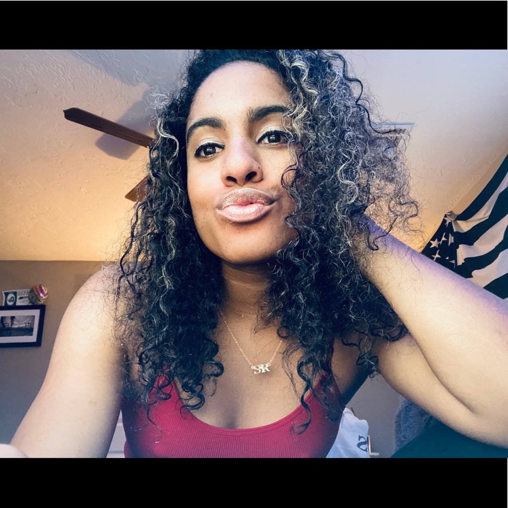 Meet your Posher, Sydney